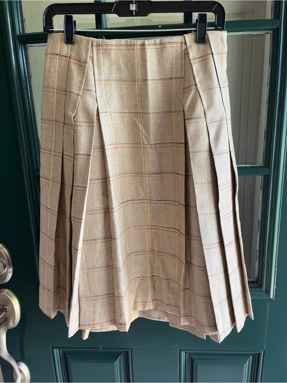 Carolina Herrera Beige Plaid Pleated Skirt